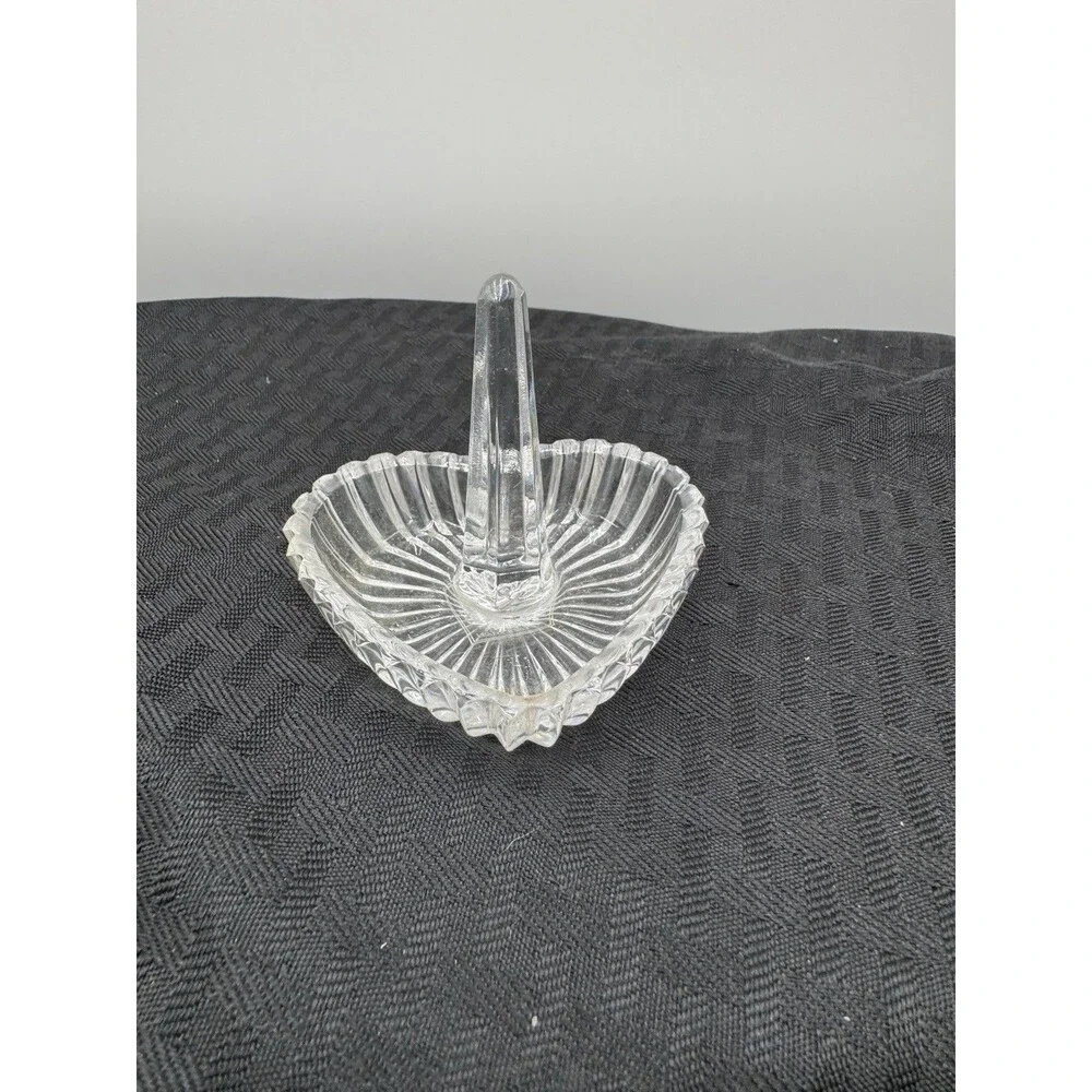 Crystal Heart Shape Ring Pin Holder